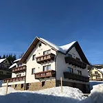 George Pensjonat 3*